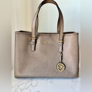 Michael Kors tan tote